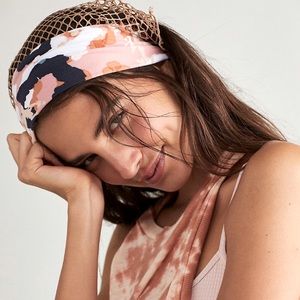 Worn Once Catalina Head Scarf